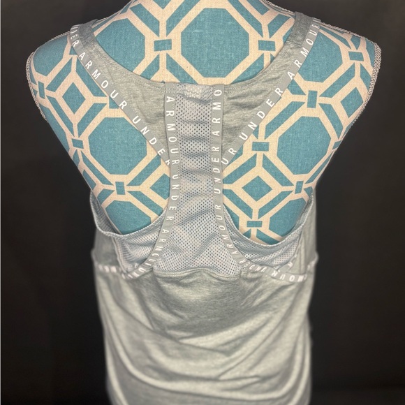 Under Armour Women's UA Knockout Athletic Tank Top Size Medium - Picture 2 of 7
